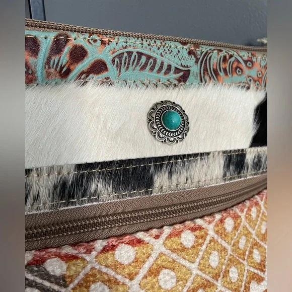 Myra Bag Chic Indie Crossbody - Picture 3 of 8